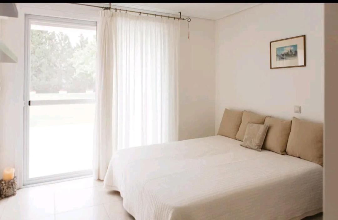 Apartment Chrisas Hause Kato Samikon